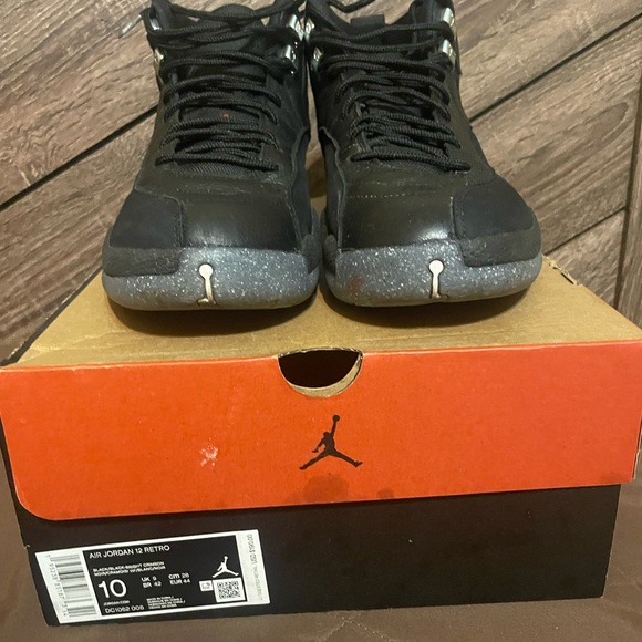 Air Jordan 12 black bright crimson size 10 worn twice 10/10 - Picture 7 of 9